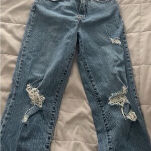 Mom Jean fit - size 4 but fits like a 0 - from H&M
